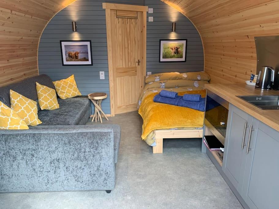 The Boathouse Pod Villa Onich Exterior photo